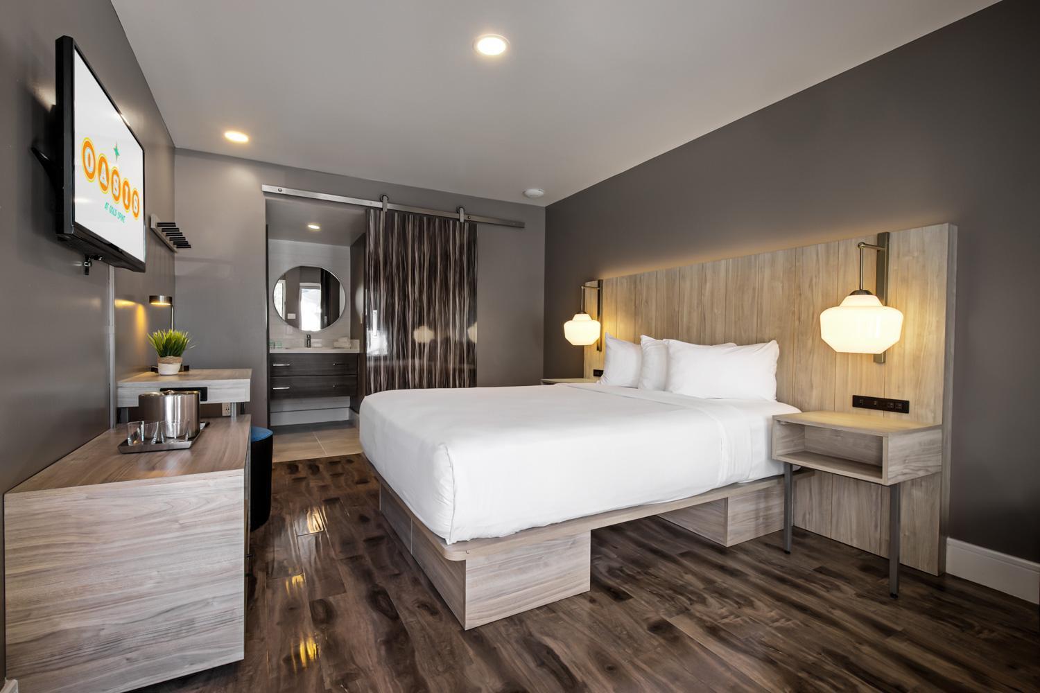 Oasis At Gold Spike (Adults Only) Hotel Лас Вегас Екстериор снимка