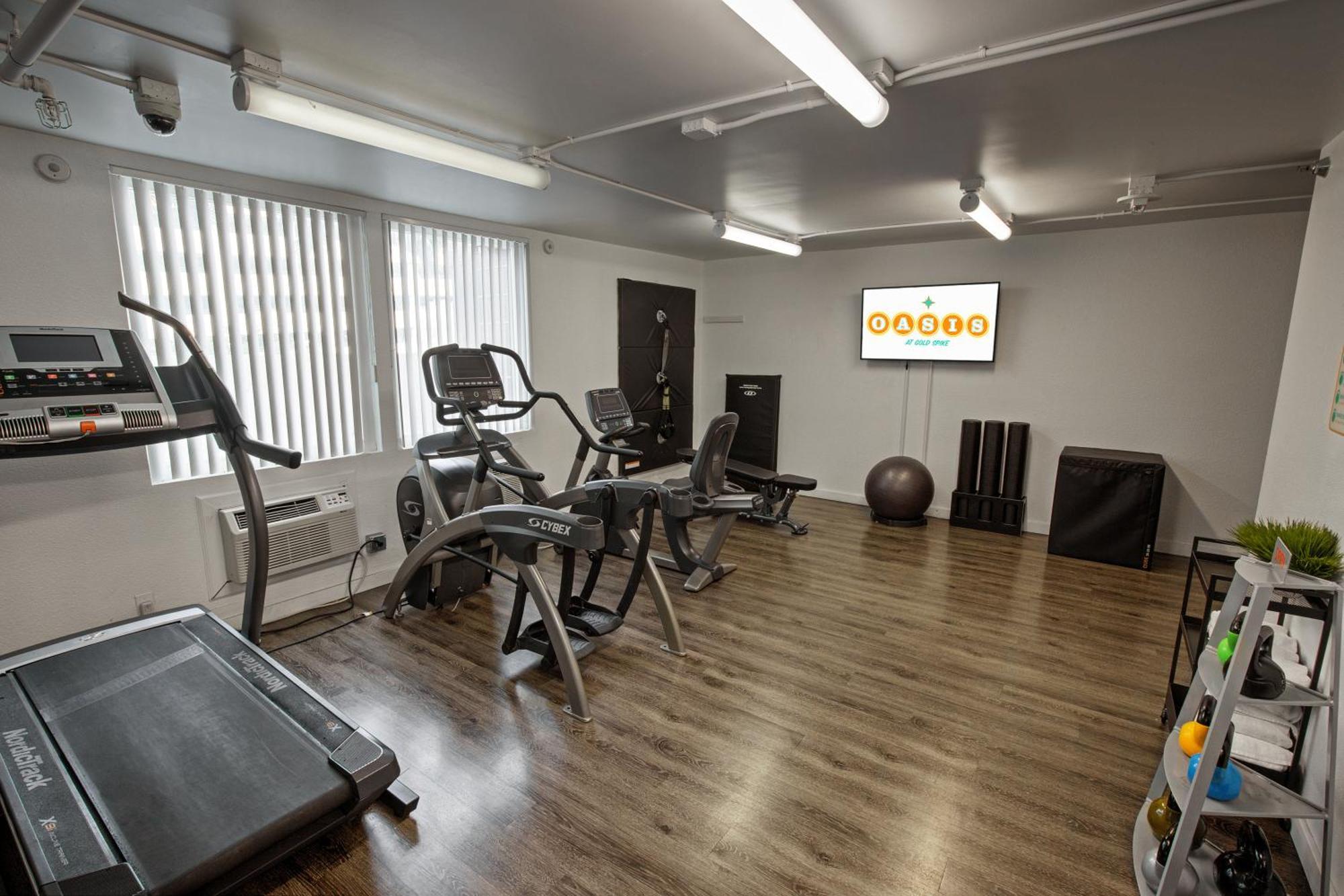 Oasis At Gold Spike (Adults Only) Hotel Лас Вегас Екстериор снимка