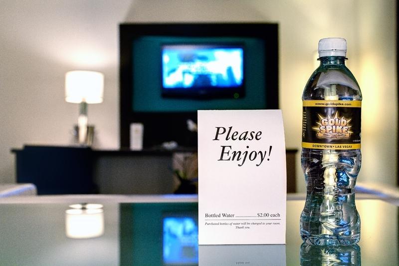 Oasis At Gold Spike (Adults Only) Hotel Лас Вегас Екстериор снимка